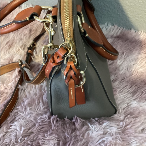 Dooney & Bourke Satchel /Crossbody Bag. Like new! - Picture 7 of 14
